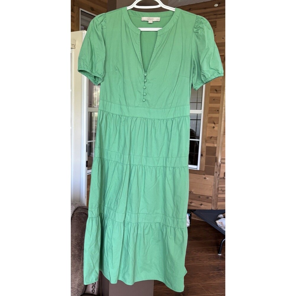 ANN TAYLOR LOFT Tiered Midi Dress Size 2P Green Boho Cottagecore Side Zip